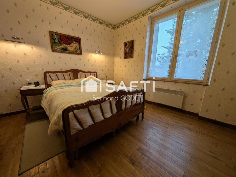 Maison - 122 m² - 4 pièces