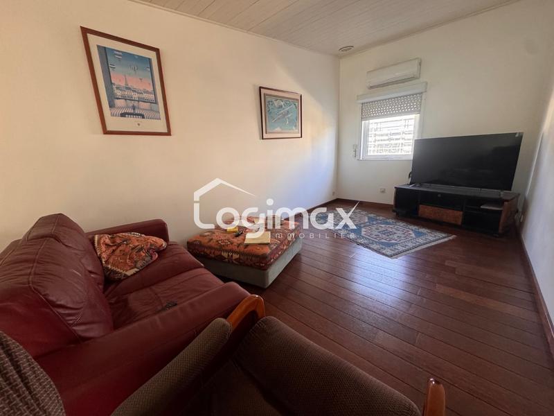 Maison - 200 m² - 5 pièces