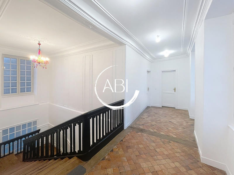 Manoir - 220 m² - 6 pièces