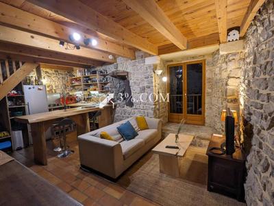 Maison de village - 57 m² - 2 pièces