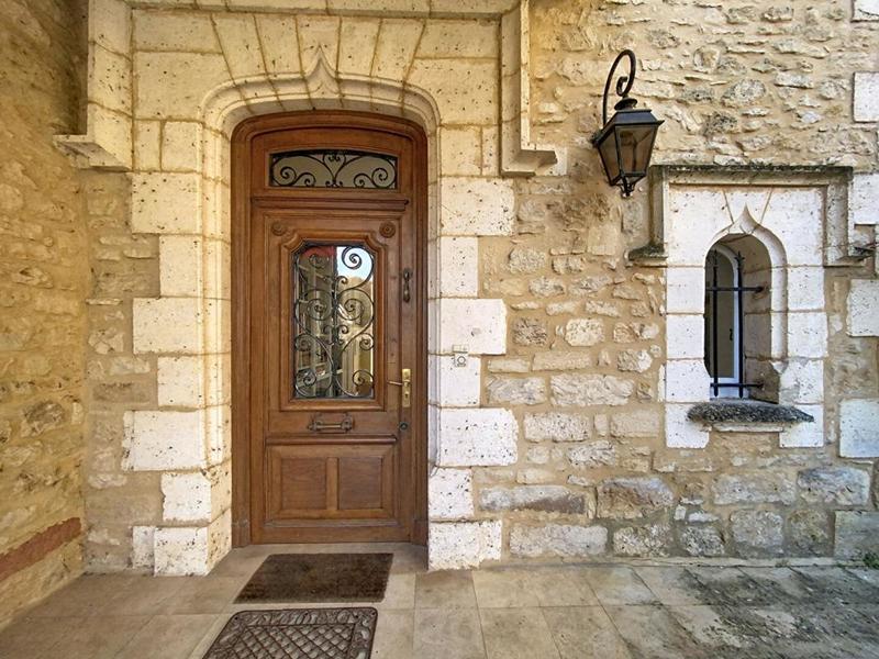 Maison - 260 m² - 10 pièces