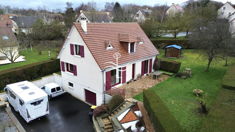 Maison contemporaine - 125 m² - 7 pièces