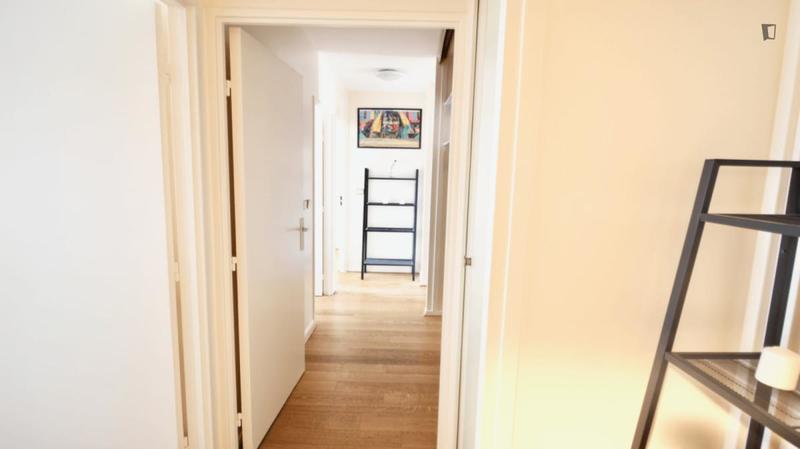 Chambre - 11 m² - 4 pièces