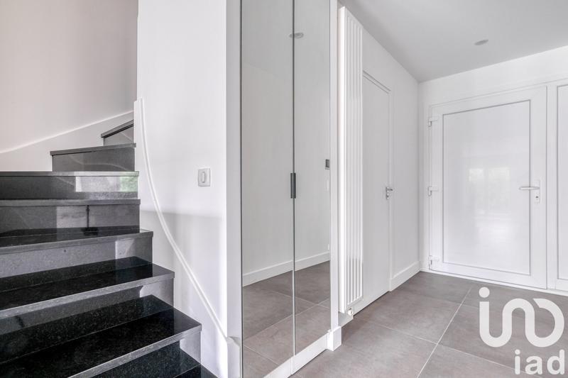 Maison - 98 m² - 4 pièces