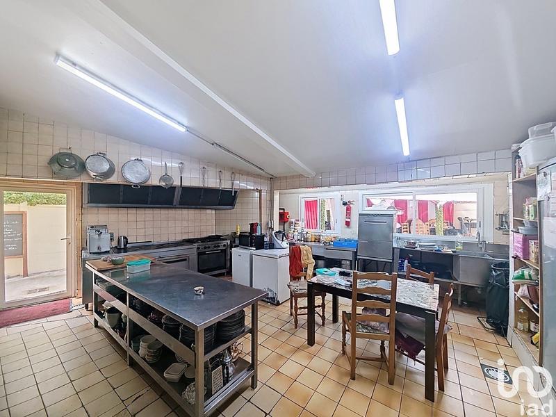 Local commercial - 147 m²