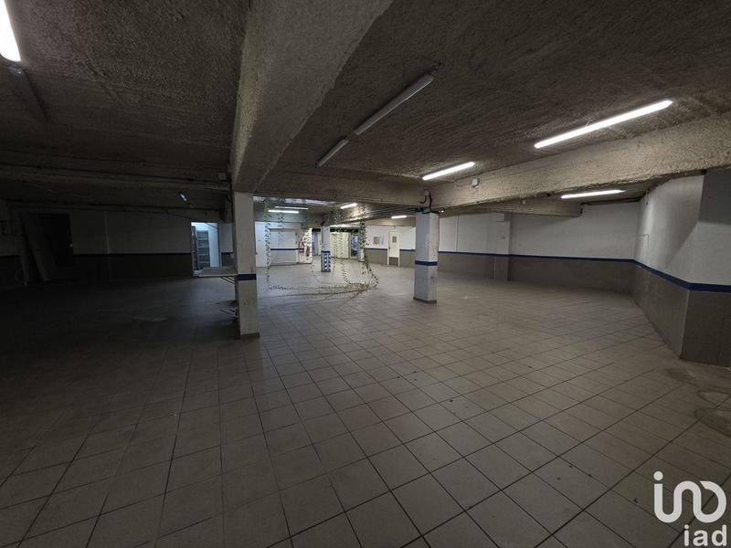 Local commercial - 543 m²