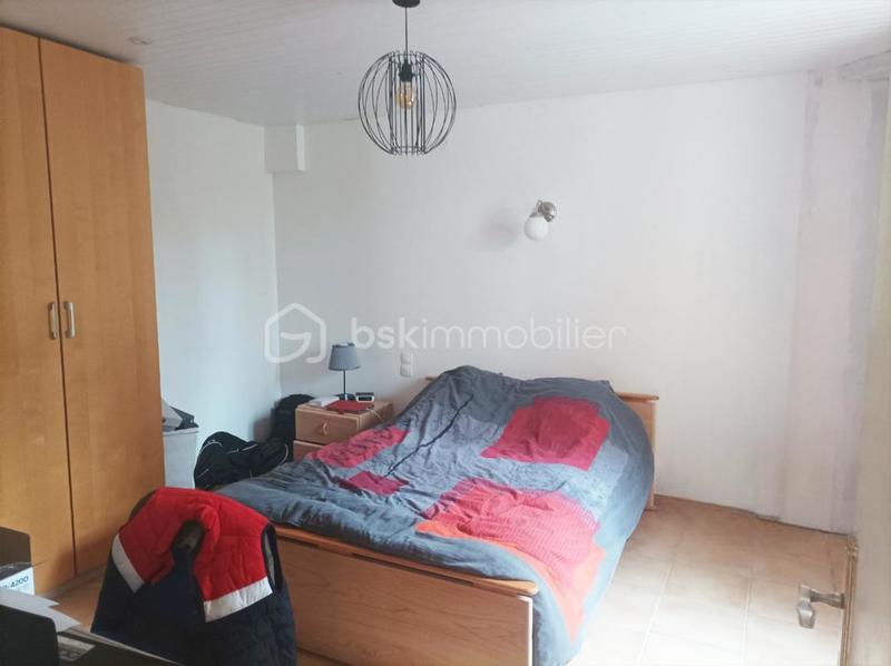 Maison - 222 m² - 9 pièces