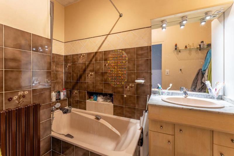 Maison - 175 m² - 8 pièces