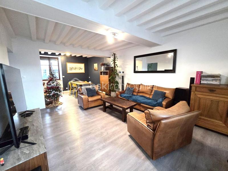 Maison - 98 m² - 5 pièces