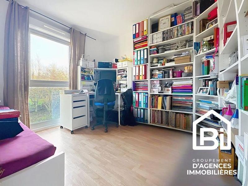 Maison - 92 m² - 5 pièces