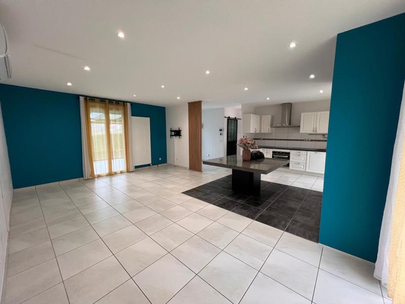 Maison - 95 m² - 4 pièces