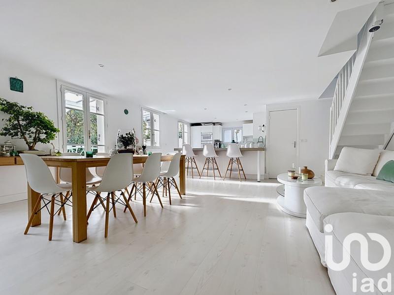 Maison - 193 m² - 7 pièces