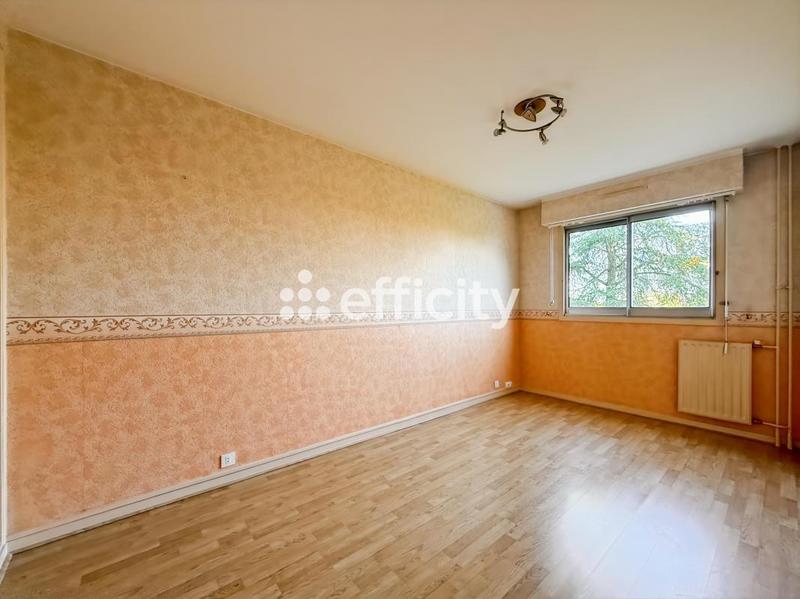 Appartement - 82 m² - 4 pièces