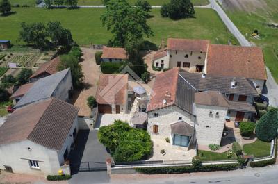 Propriété - 298 m² - 8 pièces