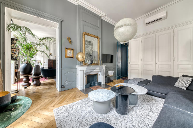 Appartement - 202 m² - 5 pièces