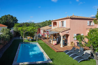 Villa - 180 m² - 8 pièces