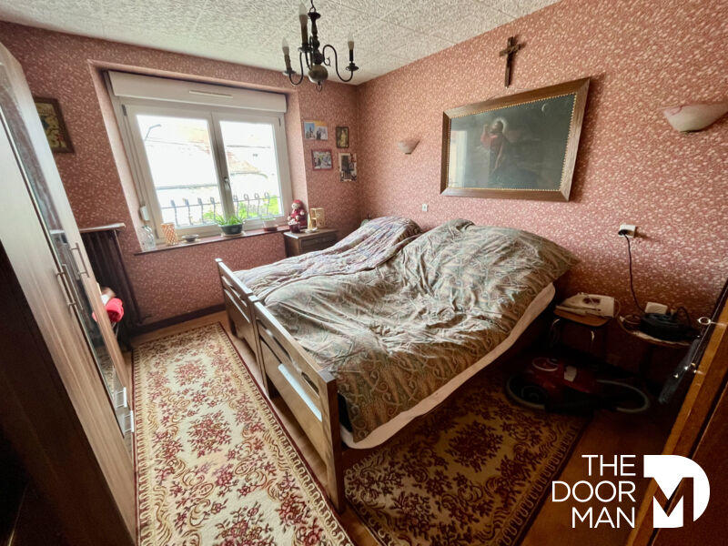 Maison - 96 m² - 5 pièces