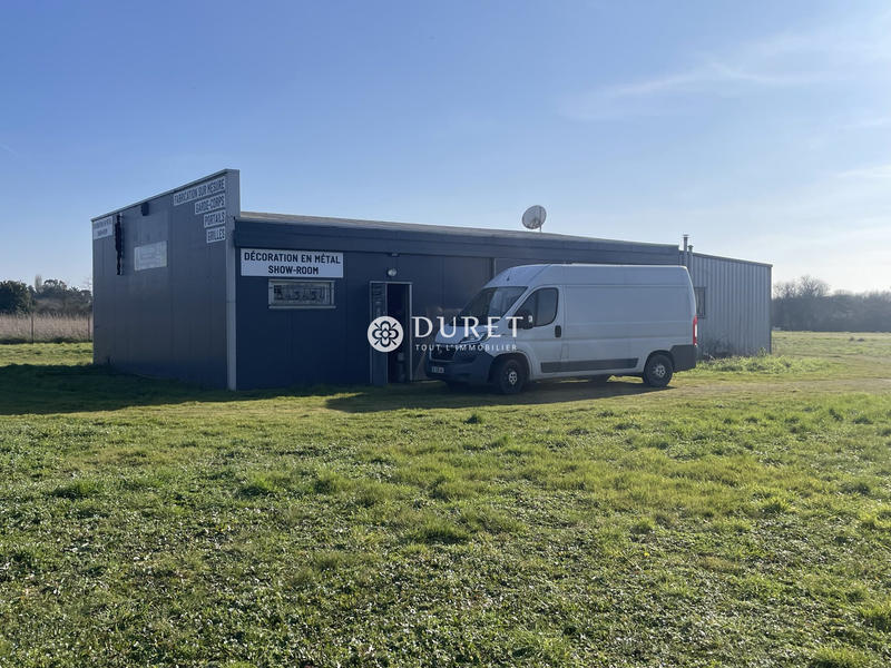 Local d'activités - 160 m²