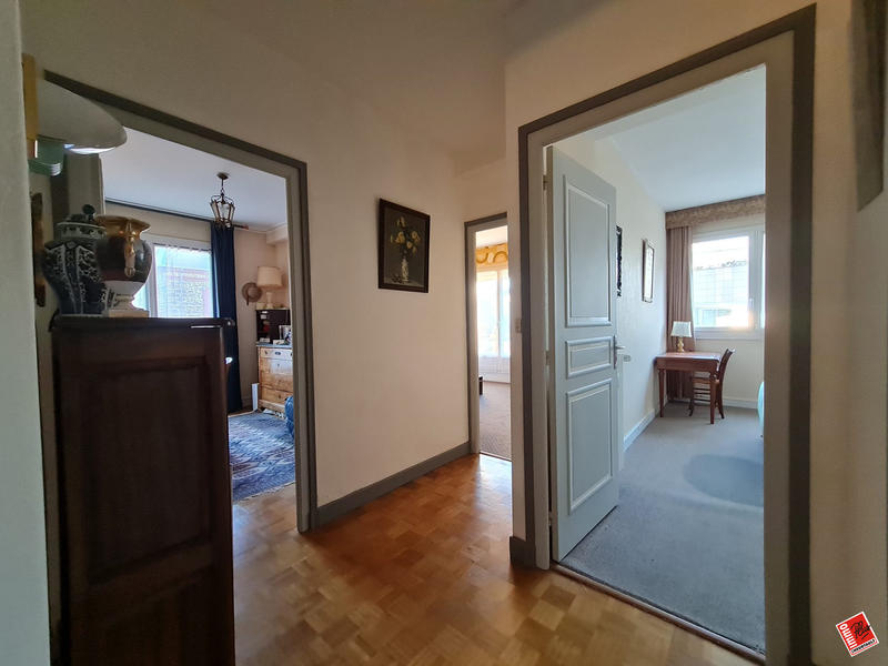 Appartement - 120 m² - 5 pièces