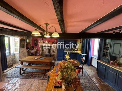 Maison - 152 m² - 5 pièces