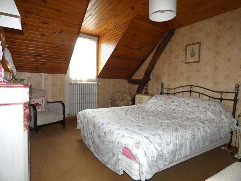 Maison - 338 m² - 13 pièces