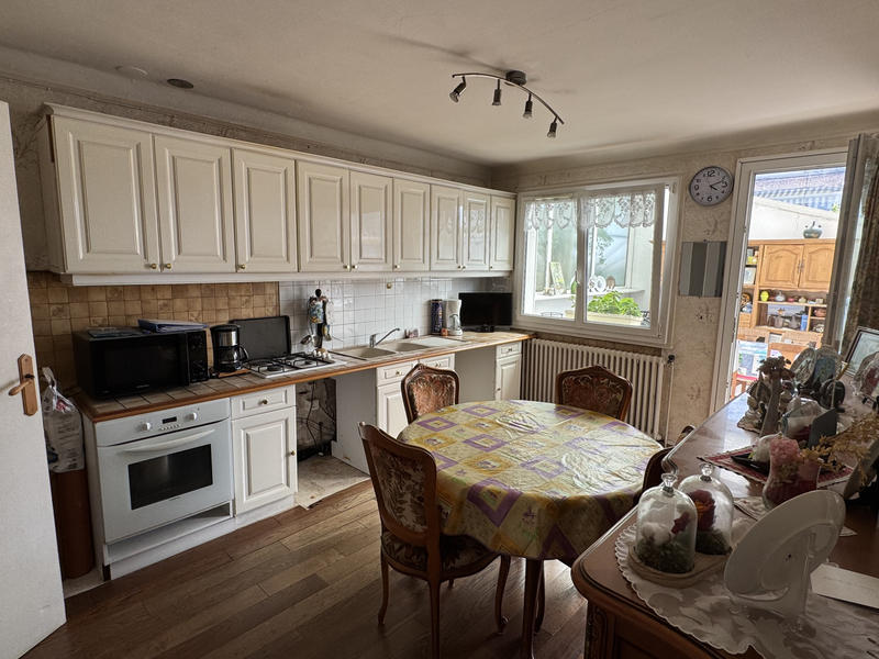 Maison - 160 m² - 9 pièces