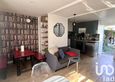 Maison - 90 m² - 5 pièces