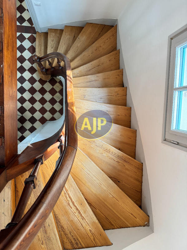 Maison - 77 m² - 4 pièces