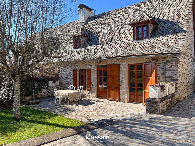 Maison - 290 m² - 14 pièces