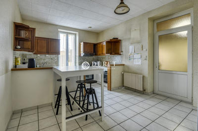 Maison - 171 m² - 7 pièces