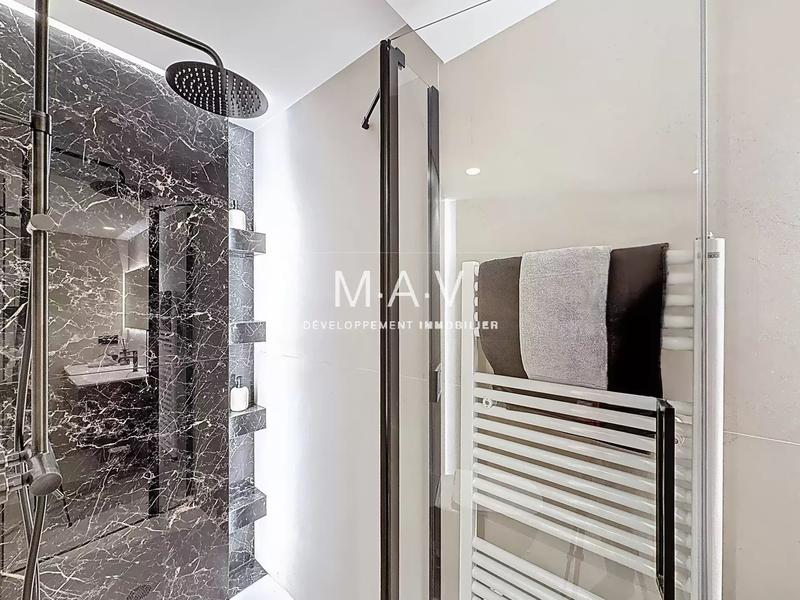 Appartement - 83 m² - 3 pièces