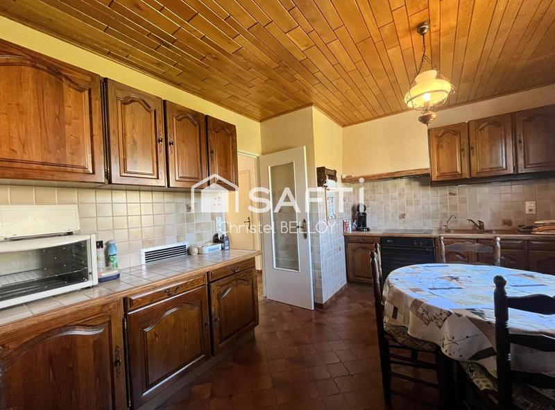 Maison - 101 m² - 5 pièces