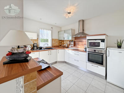 Maison - 76 m² - 4 pièces