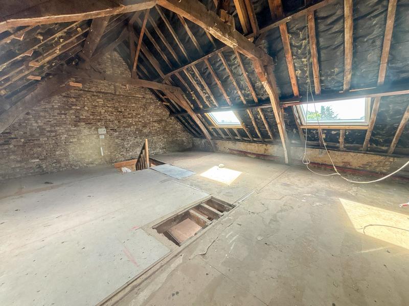 Maison ancienne - 180 m² - 6 pièces