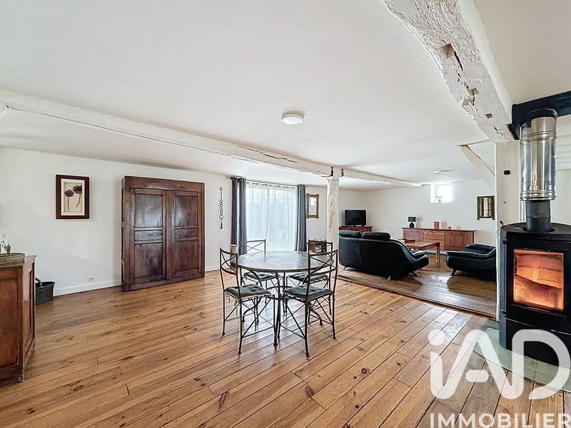 Maison - 208 m² - 5 pièces