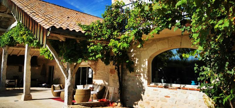 Demeure - 1 000 m² - 10 pièces