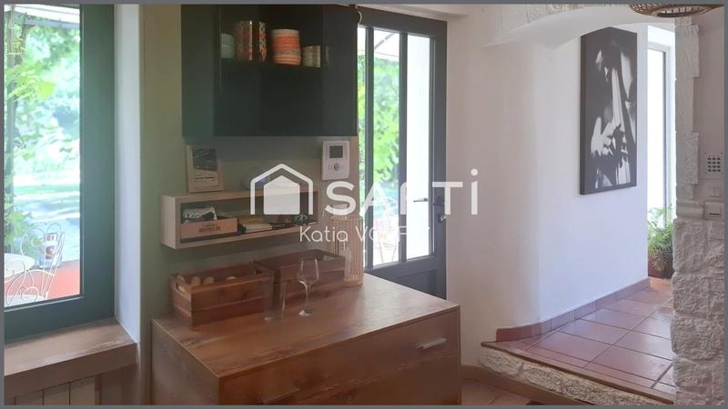 Maison - 208 m² - 7 pièces