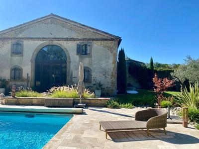 Maison de maîtres - 320 m² - 7 pièces