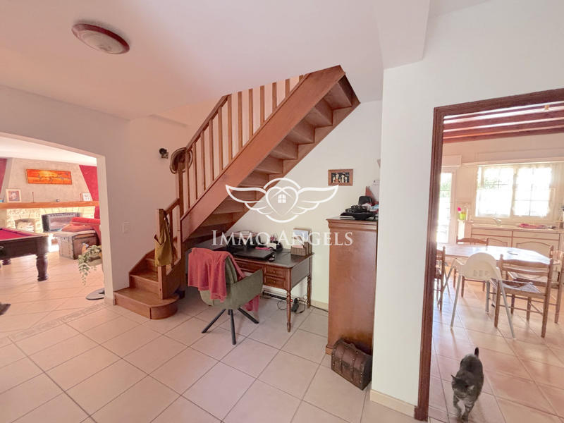 Maison traditionnelle - 179 m² - 8 pièces