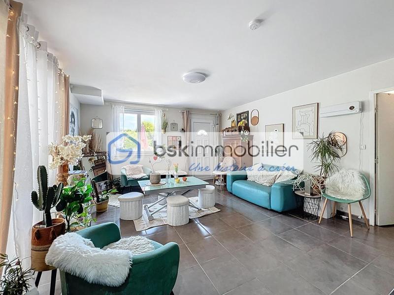 Maison traditionnelle - 100 m² - 7 pièces