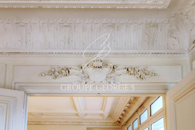 Appartement - 151 m² - 5 pièces