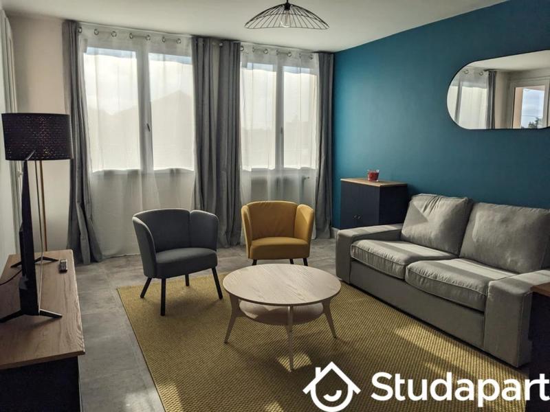 Chambre - 12 m² - 1 pièce