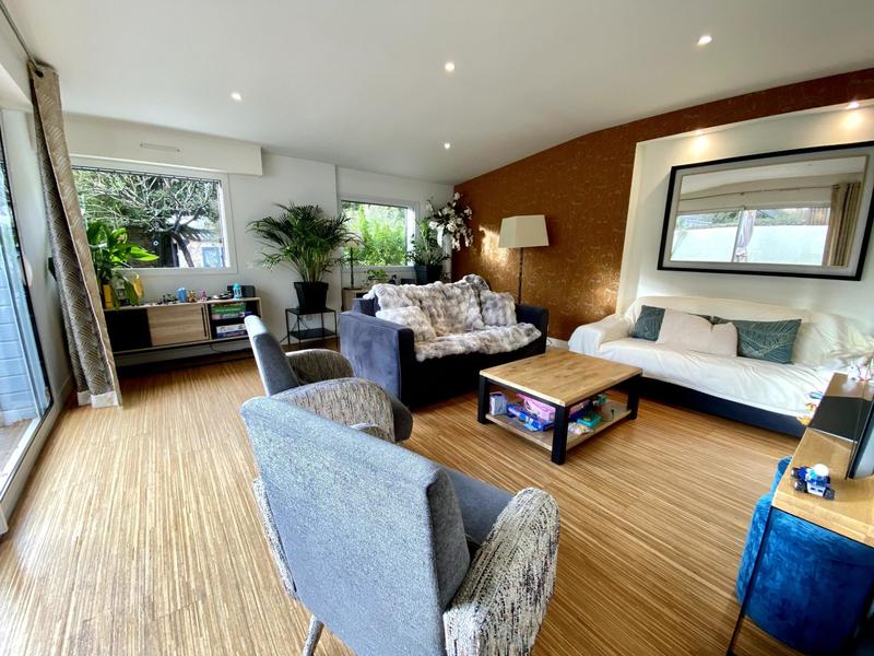 Maison - 139 m² - 6 pièces