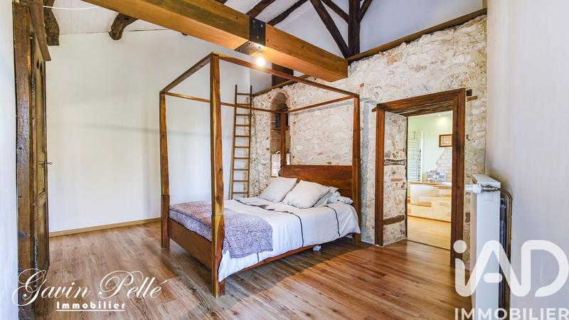 Maison - 170 m² - 5 pièces