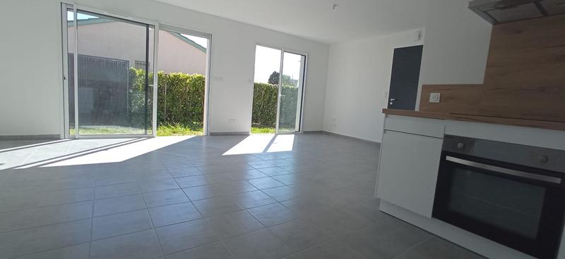 Villa - 90 m² - 4 pièces