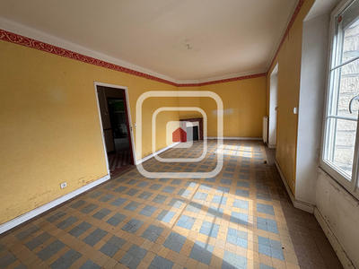 Maison - 112 m² - 6 pièces