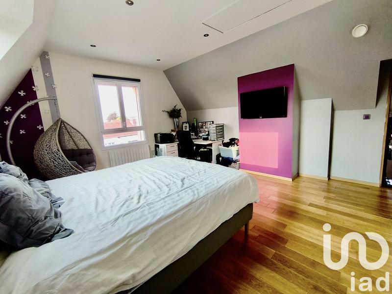 Maison - 140 m² - 6 pièces