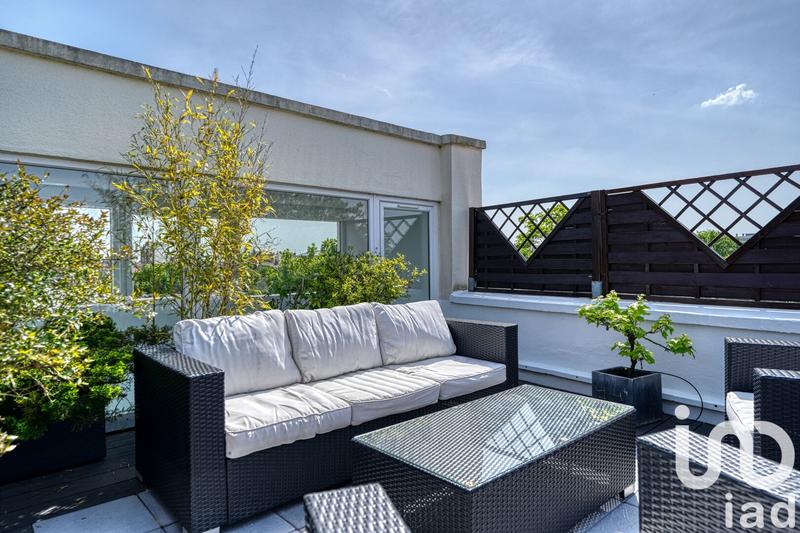 Appartement - 200 m² - 5 pièces