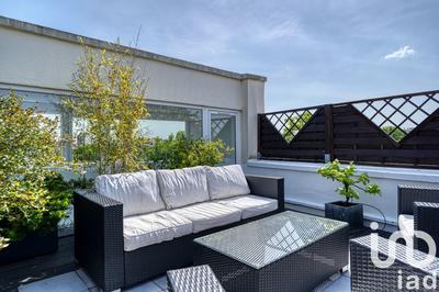 Appartement - 200 m² - 5 pièces