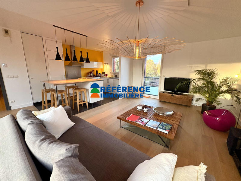 Appartement - 85 m² - 3 pièces